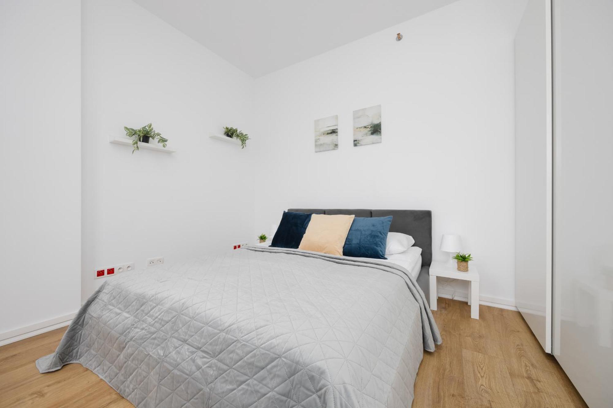 Kasprzaka Near Metro Plocka With Ac And Parking By Rent Like Warsaw